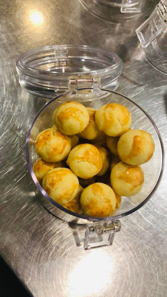 Pineapple Golden Balls - Lychee Longan (25 pieces)