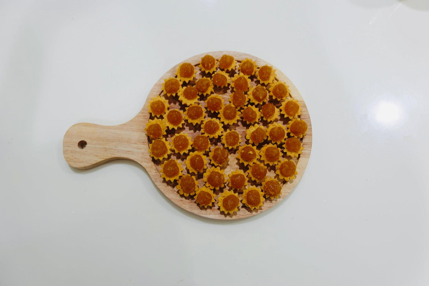 Strawberry Vodka - Mini Pineapple Tarts (64 pieces)