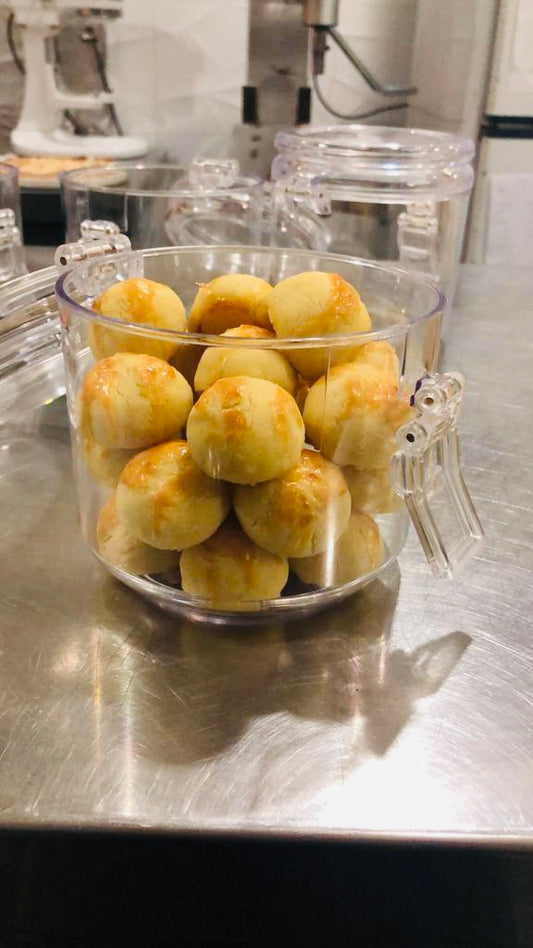 Pineapple Golden Balls - Lychee Martini (25 pieces)